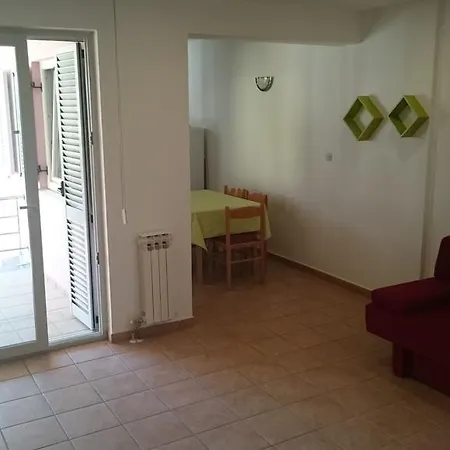 Vila Nada Borik شقة زادار